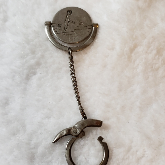 very old key chain - Picture 8 of 8